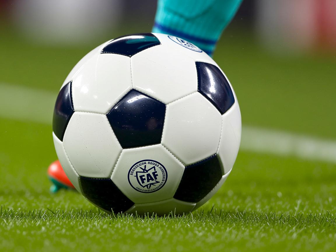 爱游戏体育下载-教练团队临场应变战术打法成关注焦点，作为教练员如何临场指导